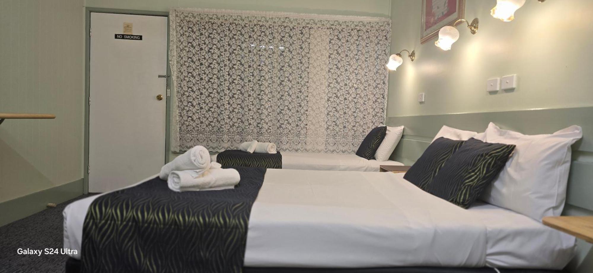 Lake Forbes Motel Zewnętrze zdjęcie